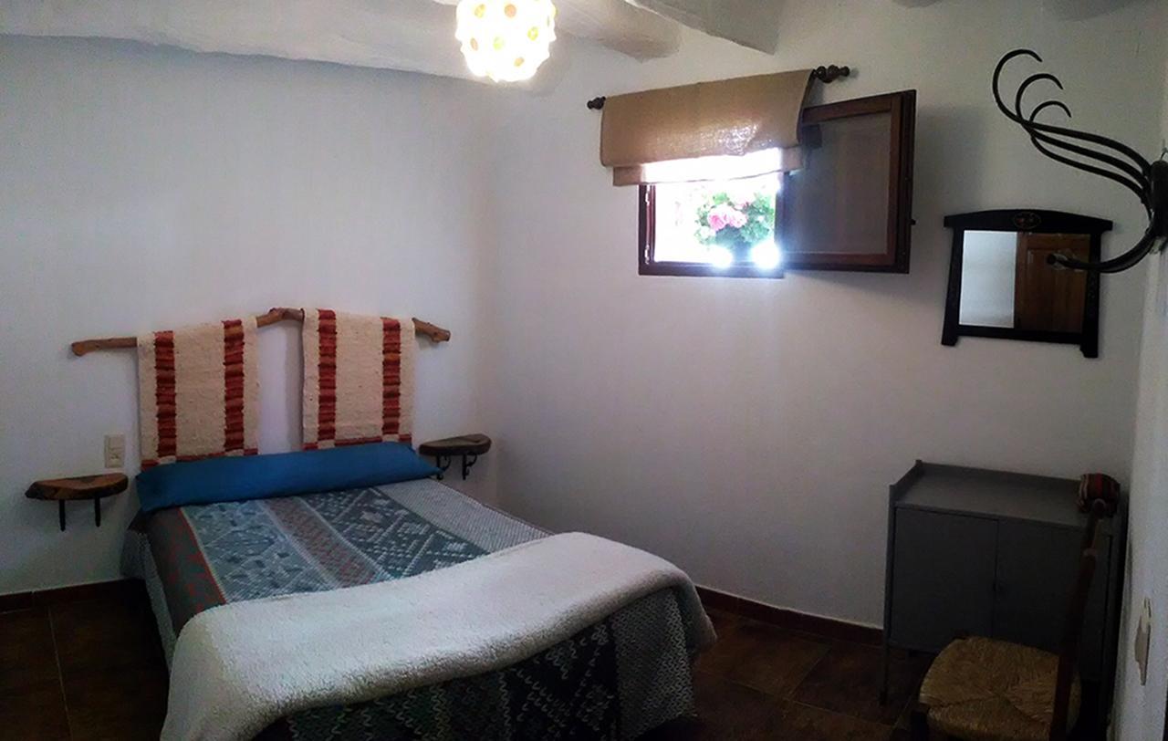 Refugio Alpujarra Alta Acomodação com café da manhã Trevélez Exterior foto