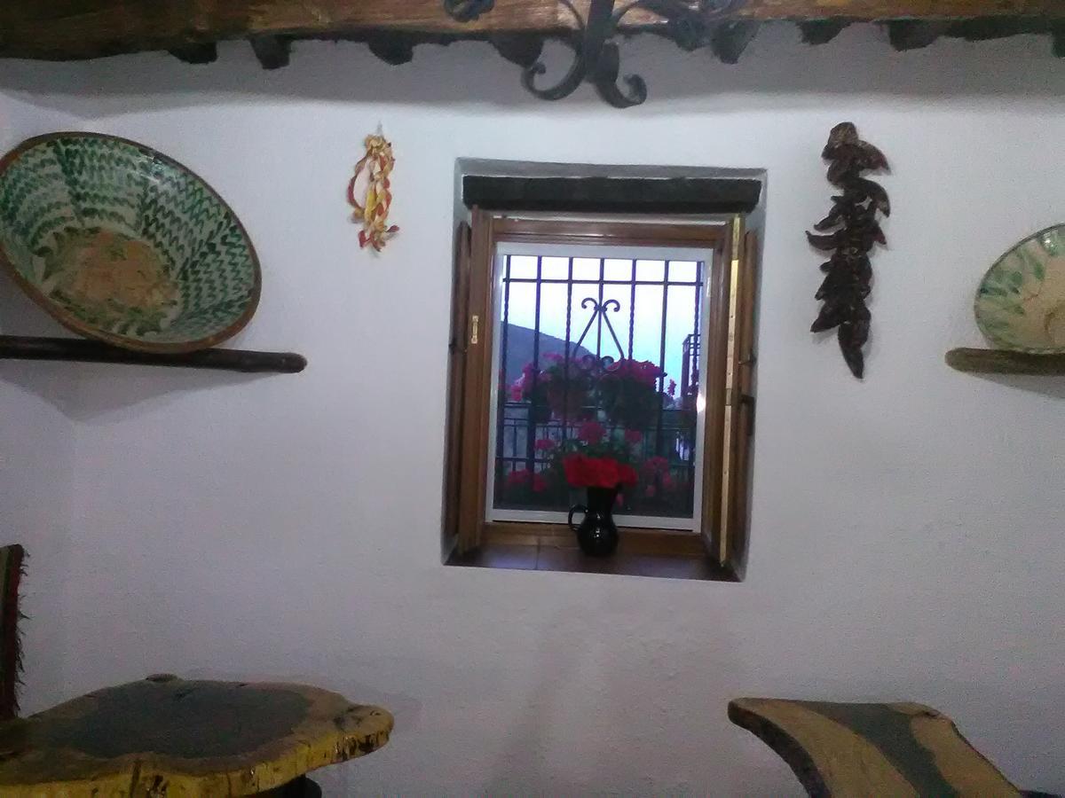 Refugio Alpujarra Alta Acomodação com café da manhã Trevélez Exterior foto